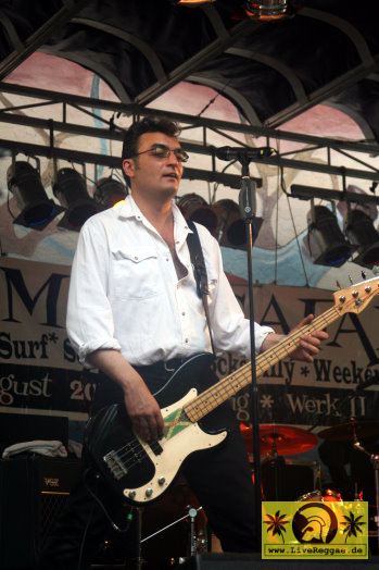 Roddy Radiation with The Skabilly Rebels (UK) 9. This Is Ska Festival - Wasserburg, Rosslau 25. Juni 2005 (5).jpg